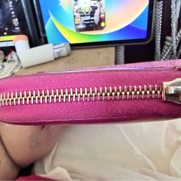 AUTH YSL Saint Laurent Classic Pink Y-Ligne Wallet - Picture 2 of 12